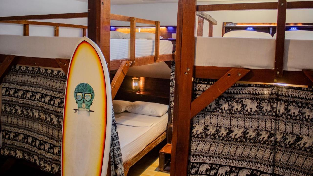 Auberge de jeunesse Surf & Party Weligama Extérieur photo