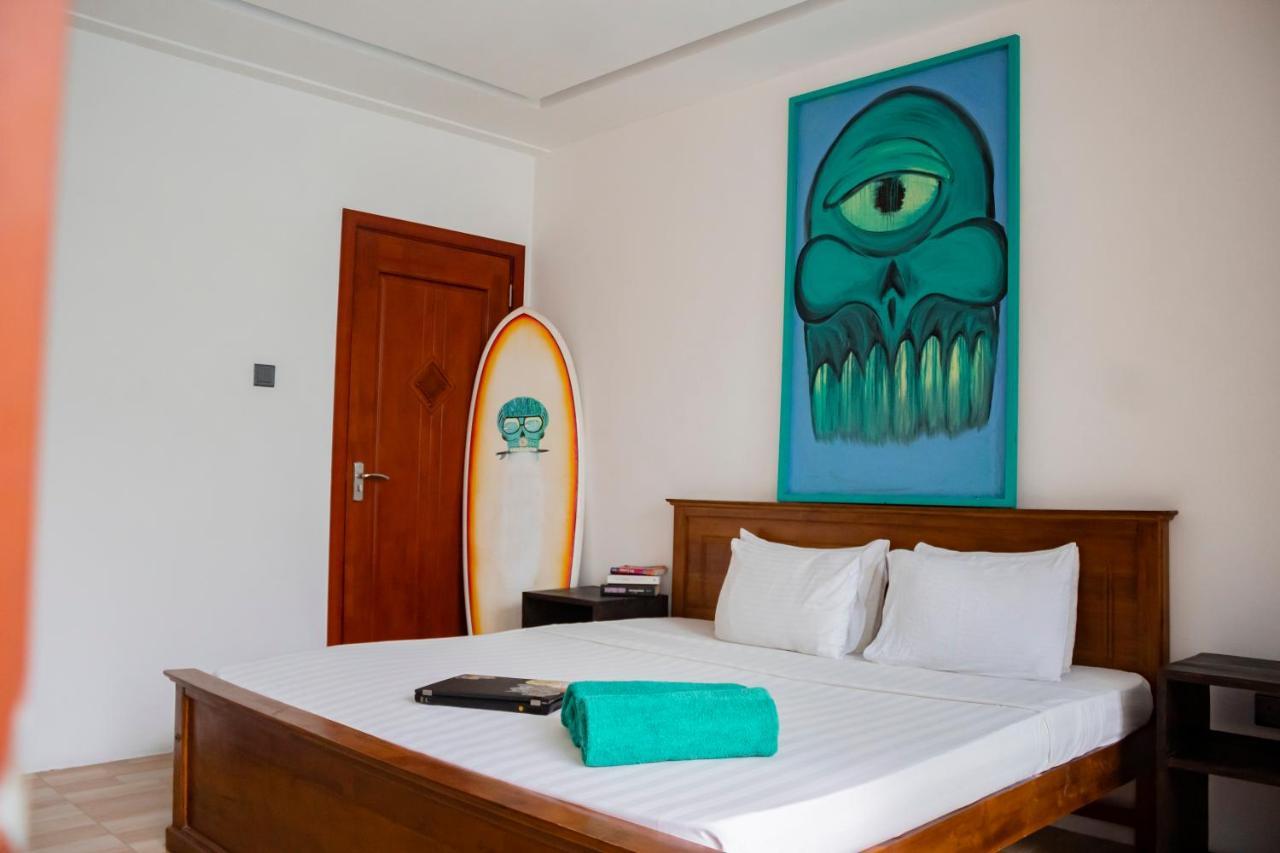Auberge de jeunesse Surf & Party Weligama Extérieur photo